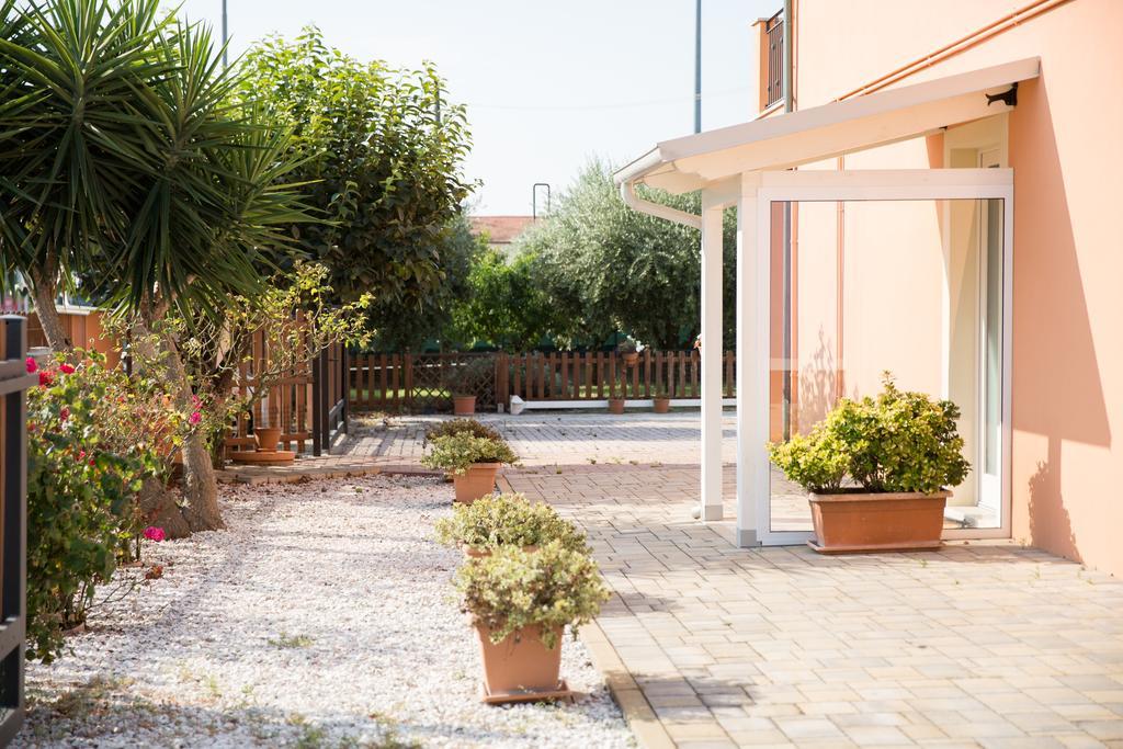 Dolce Dormire Civitanova تْشيفيتانوفا ماركي المظهر الخارجي الصورة